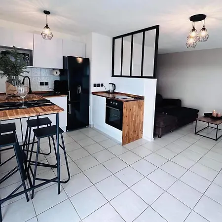 Apartment City, Proche Bordeaux, Piscine Et Parking
