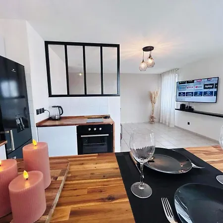 Apartment City, Proche Bordeaux, Piscine Et Parking