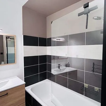 Apartment City, Proche Bordeaux, Piscine Et Parking *